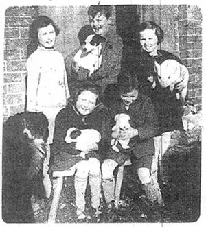 Evacuees in Shropshire, where Rosamund was sent during WW2.